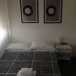 Hotel Radio 2*