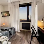 Radio Hotel