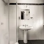 Hotel Radio