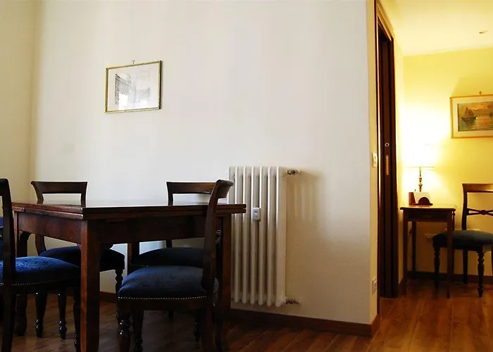 Radio Hotell 2*
